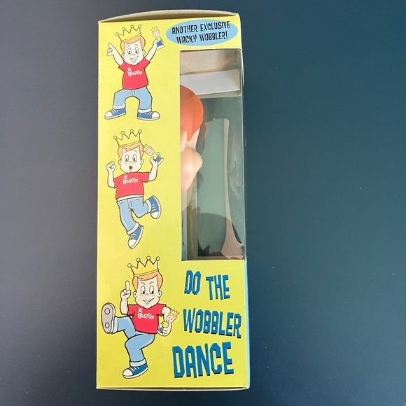 Wacky Wobbler Funatic Funko Freddy (Cameron Collectible) Bobble-head - LE - Picture 4 of 6